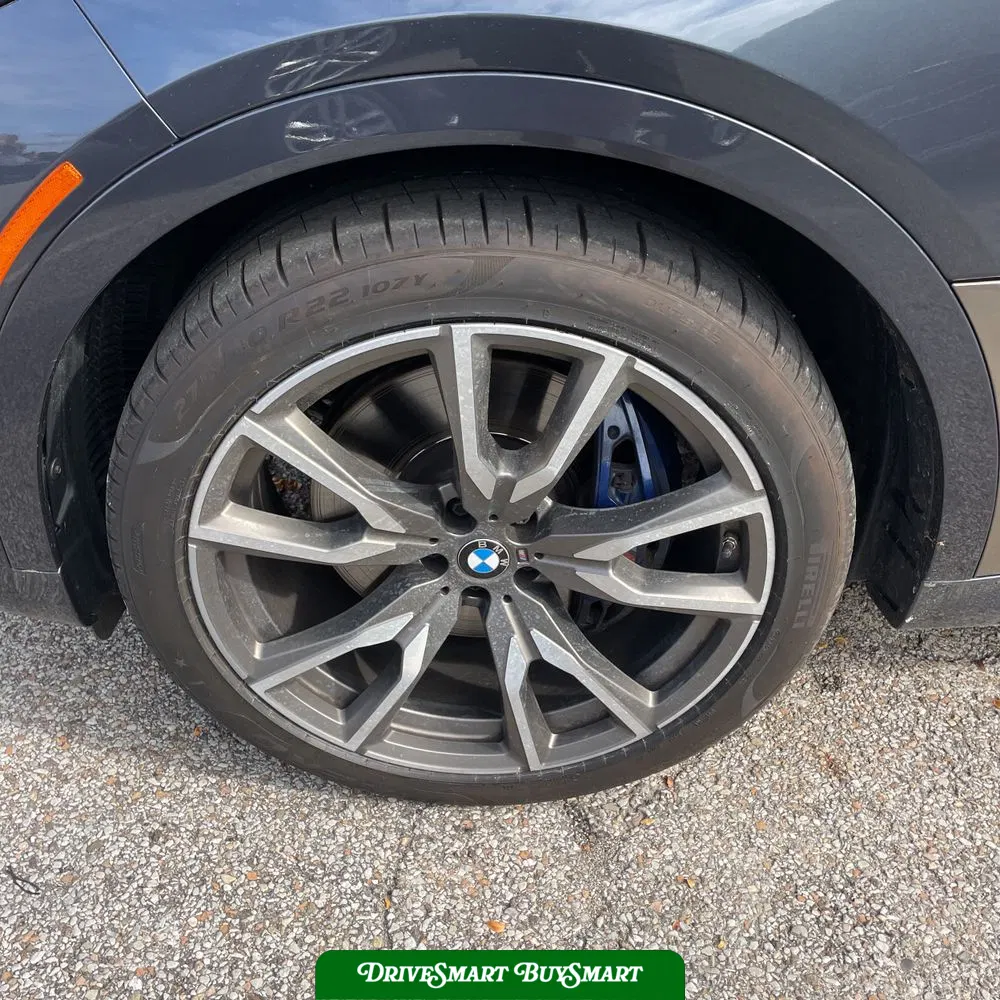 2022 BMW X7 M50i