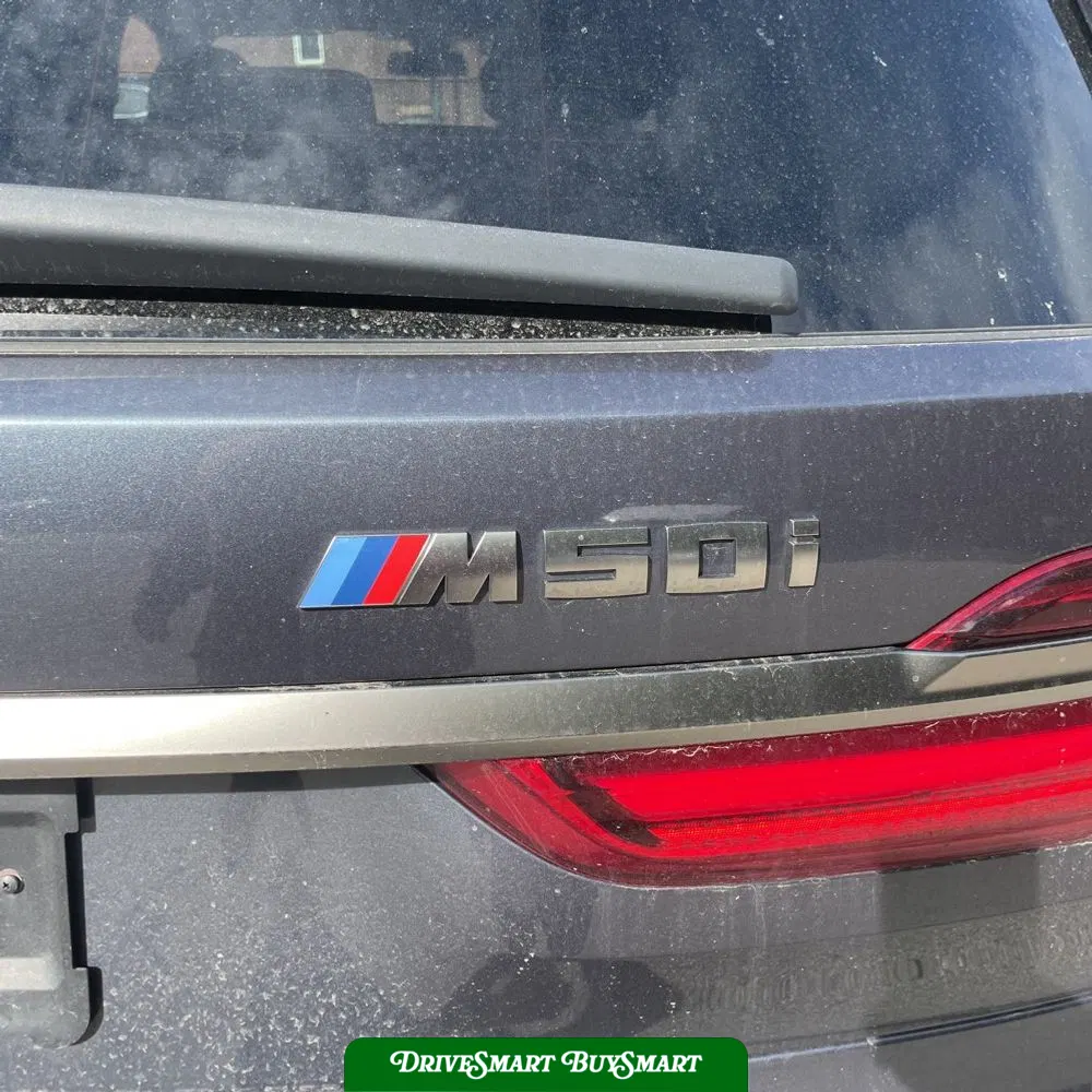 2022 BMW X7 M50i