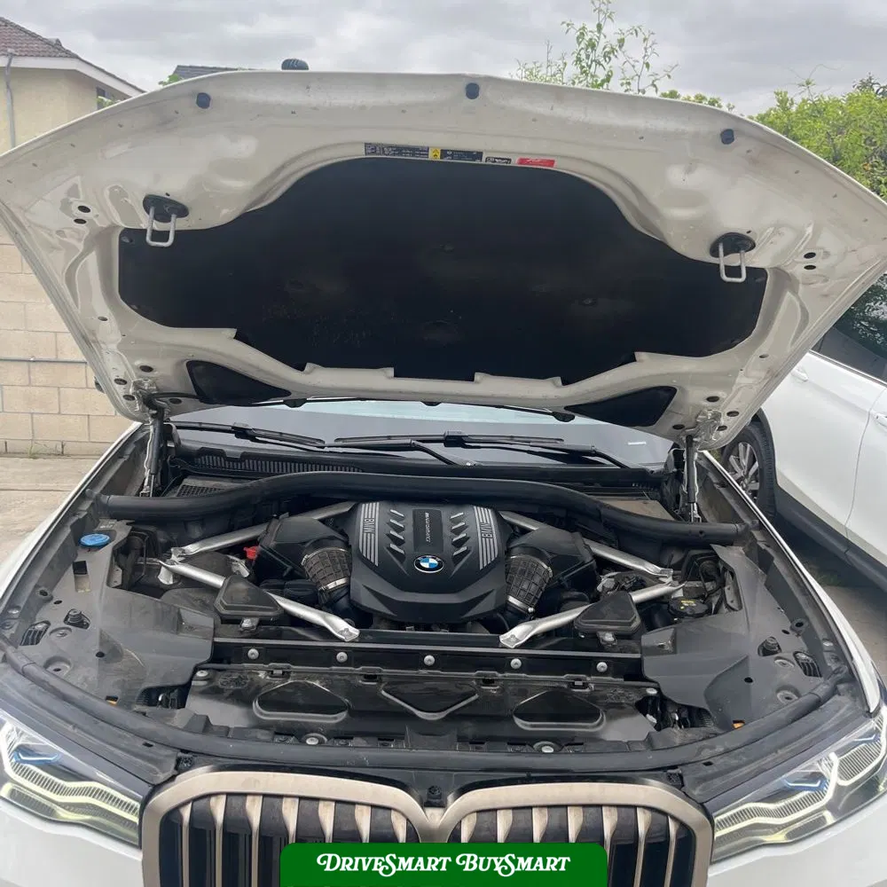2022 BMW X7 M50i
