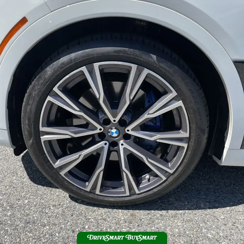 2021 BMW X7 M50i
