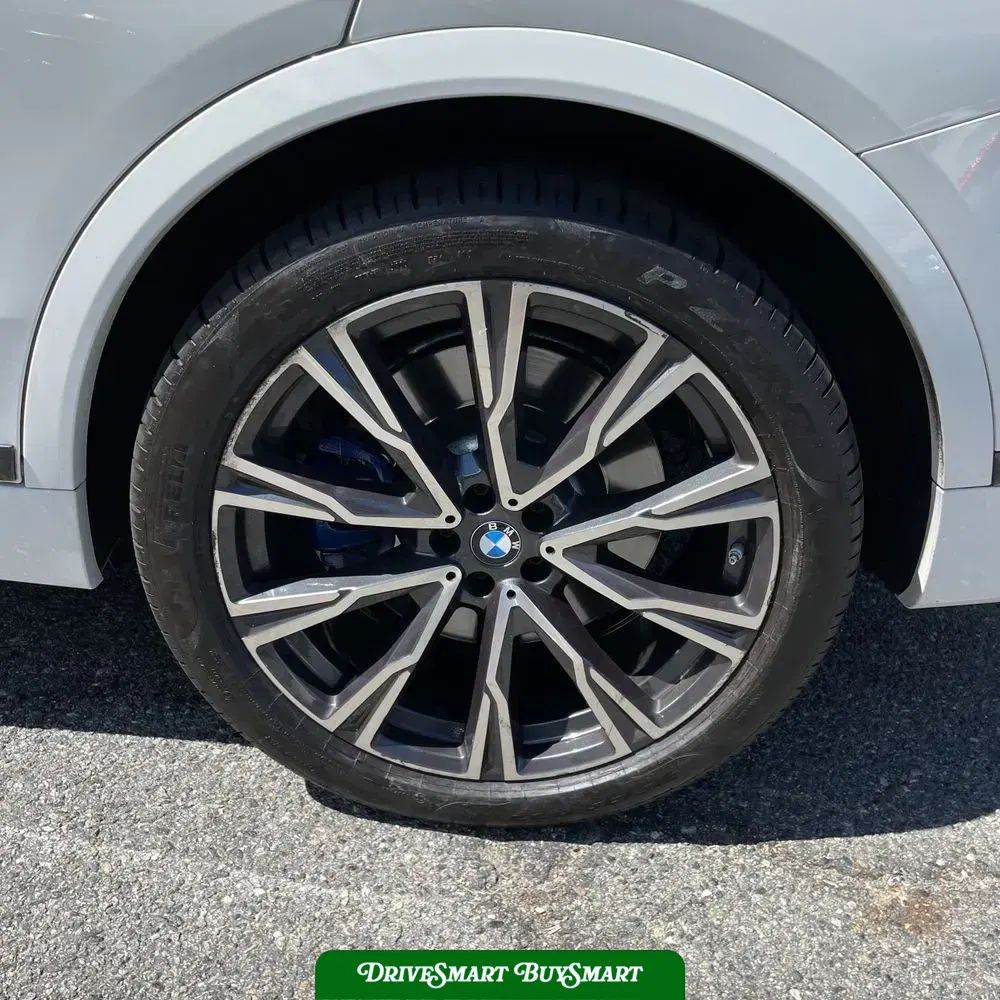 2021 BMW X7 M50i