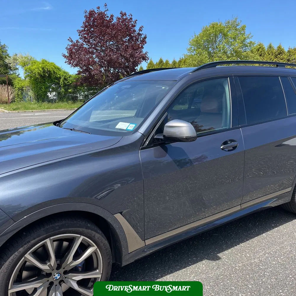 2022 BMW X7 M50i
