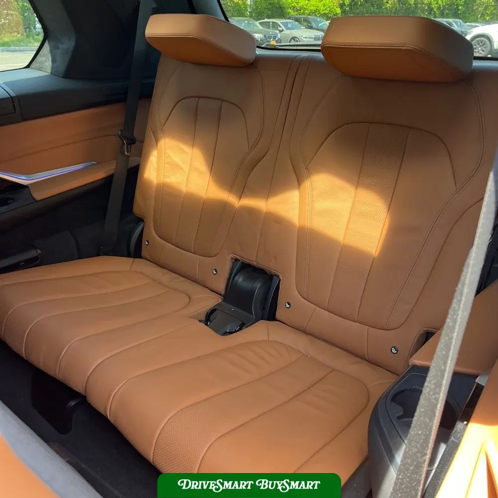 2022 BMW X7 M50i