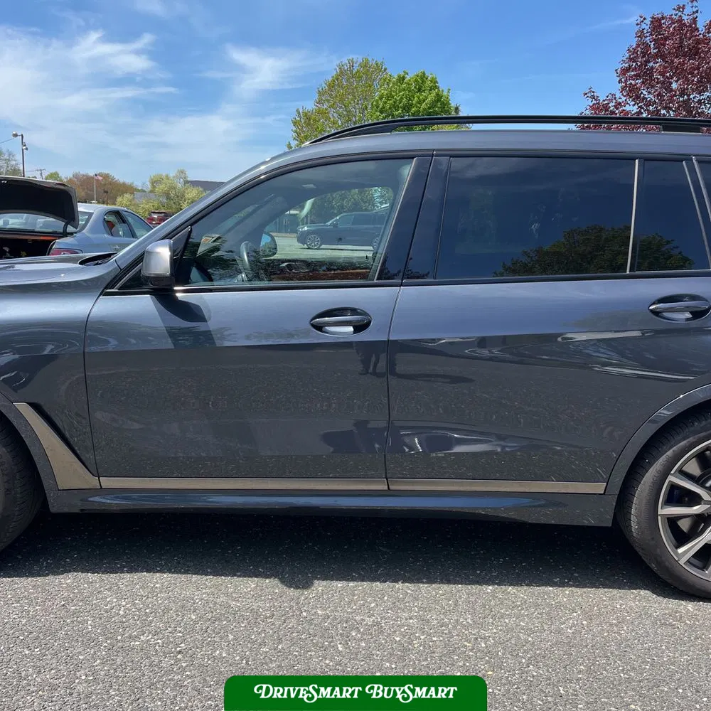 2022 BMW X7 M50i