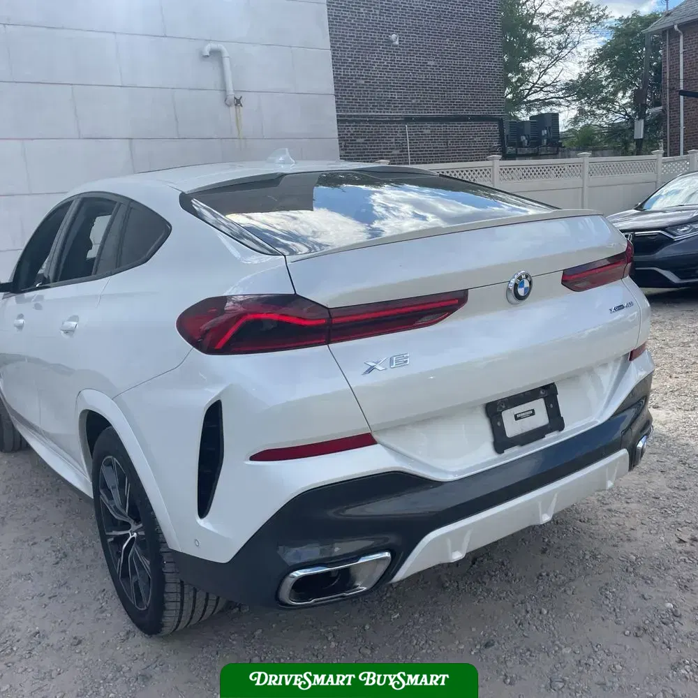 2023 BMW X6 XDrive40i