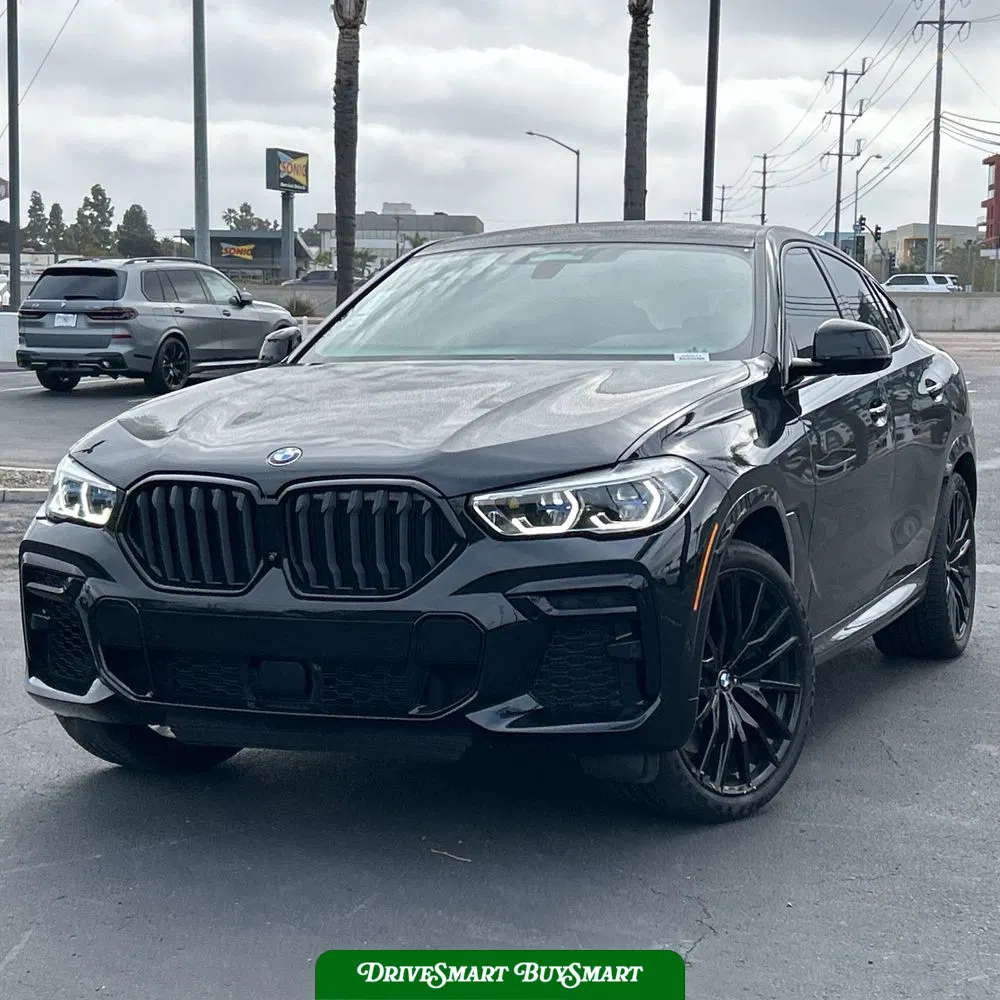 2022 BMW X6 M50i