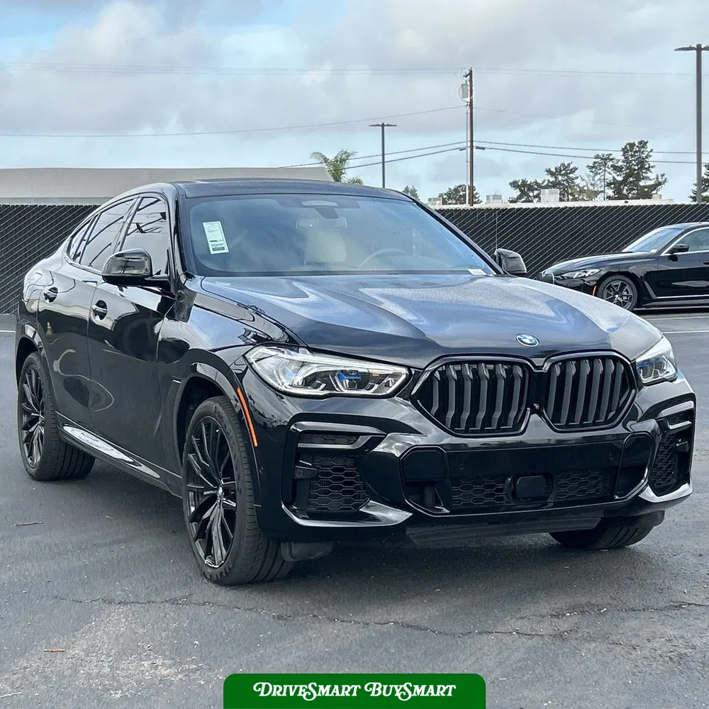 2022 BMW X6 M50i