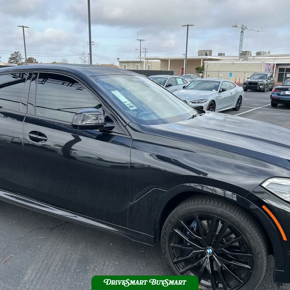 2022 BMW X6 M50i