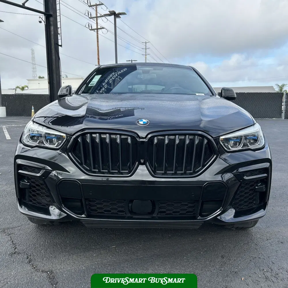2022 BMW X6 M50i