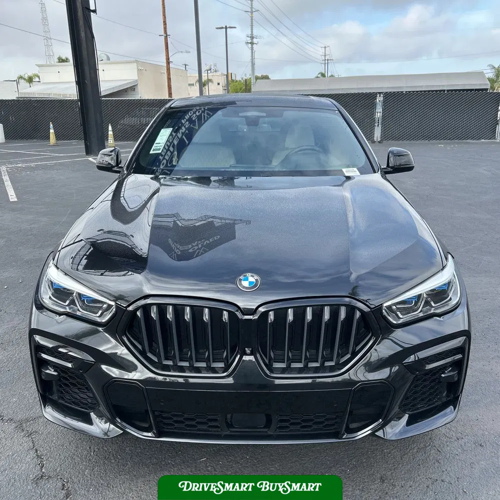 2022 BMW X6 M50i