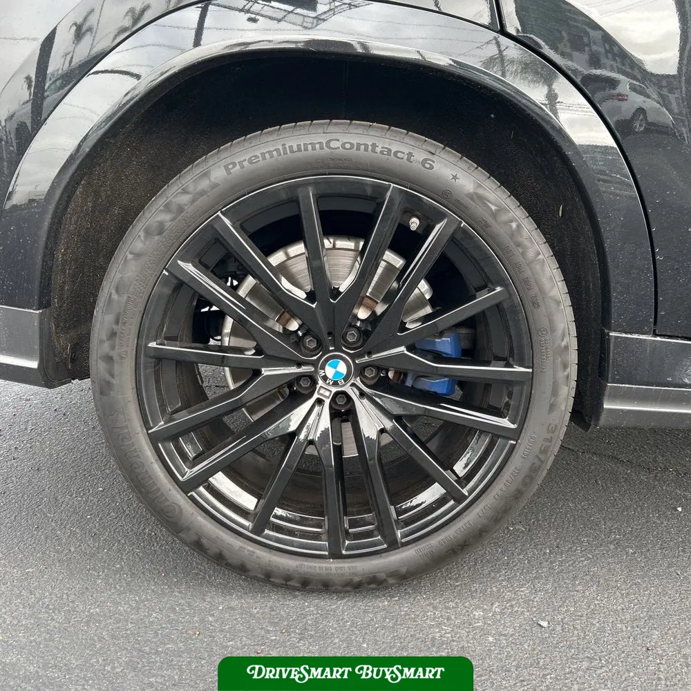 2022 BMW X6 M50i