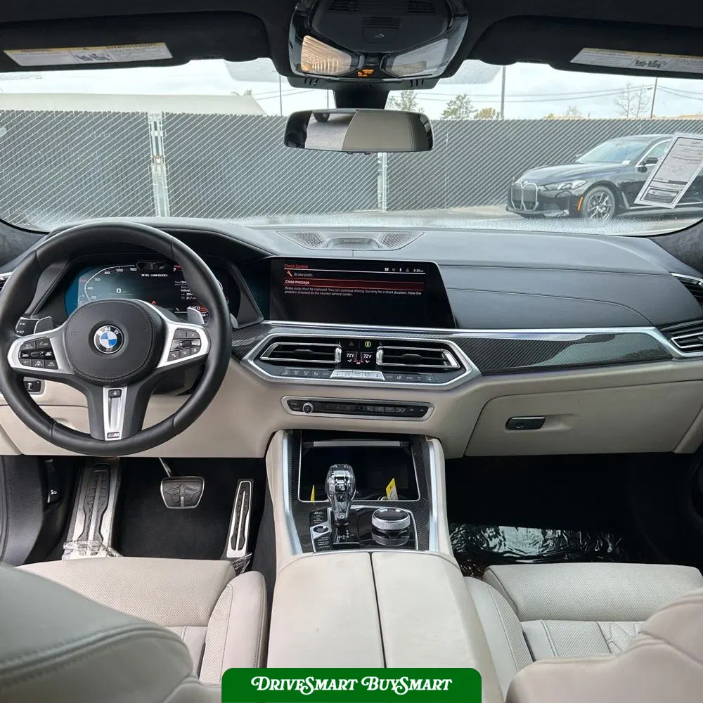 2022 BMW X6 M50i