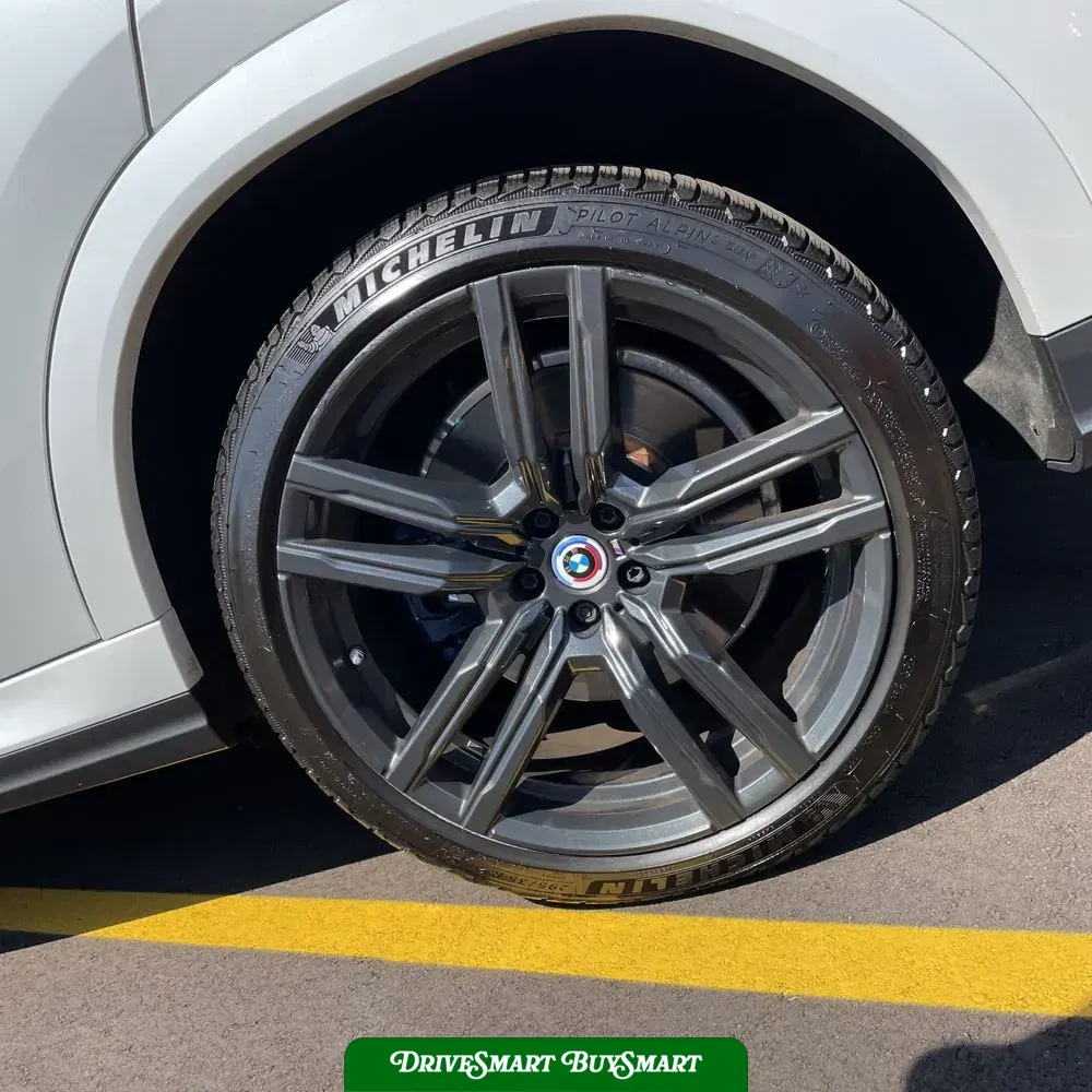 2023 BMW X6 M50i