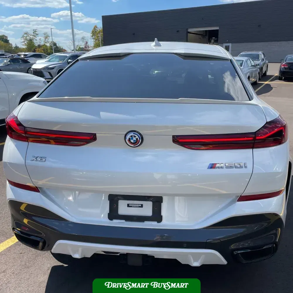 2023 BMW X6 M50i