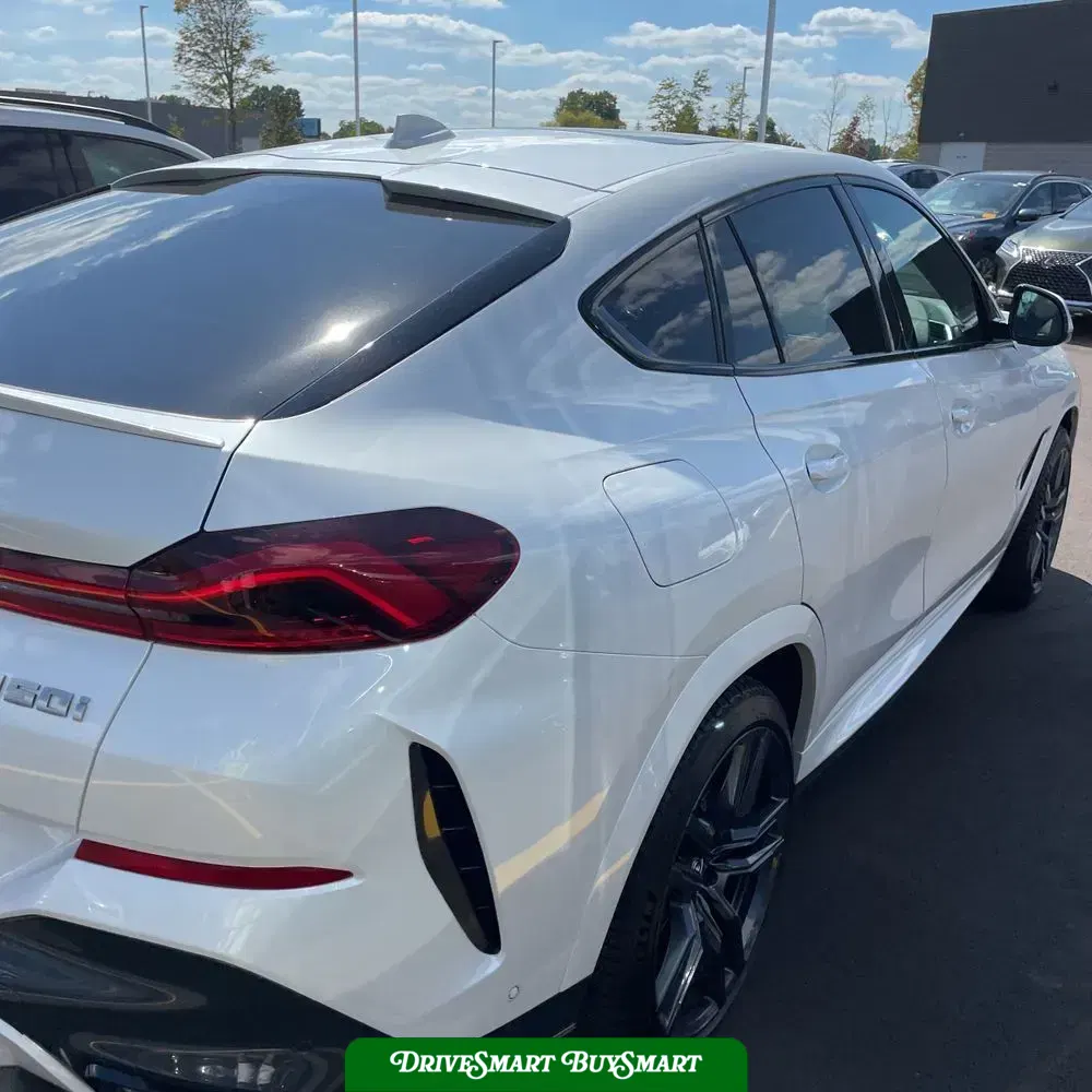 2023 BMW X6 M50i
