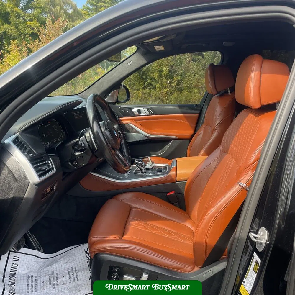 2022 BMW X5 M50i