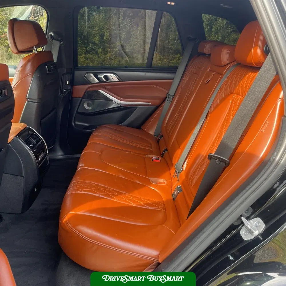 2022 BMW X5 M50i