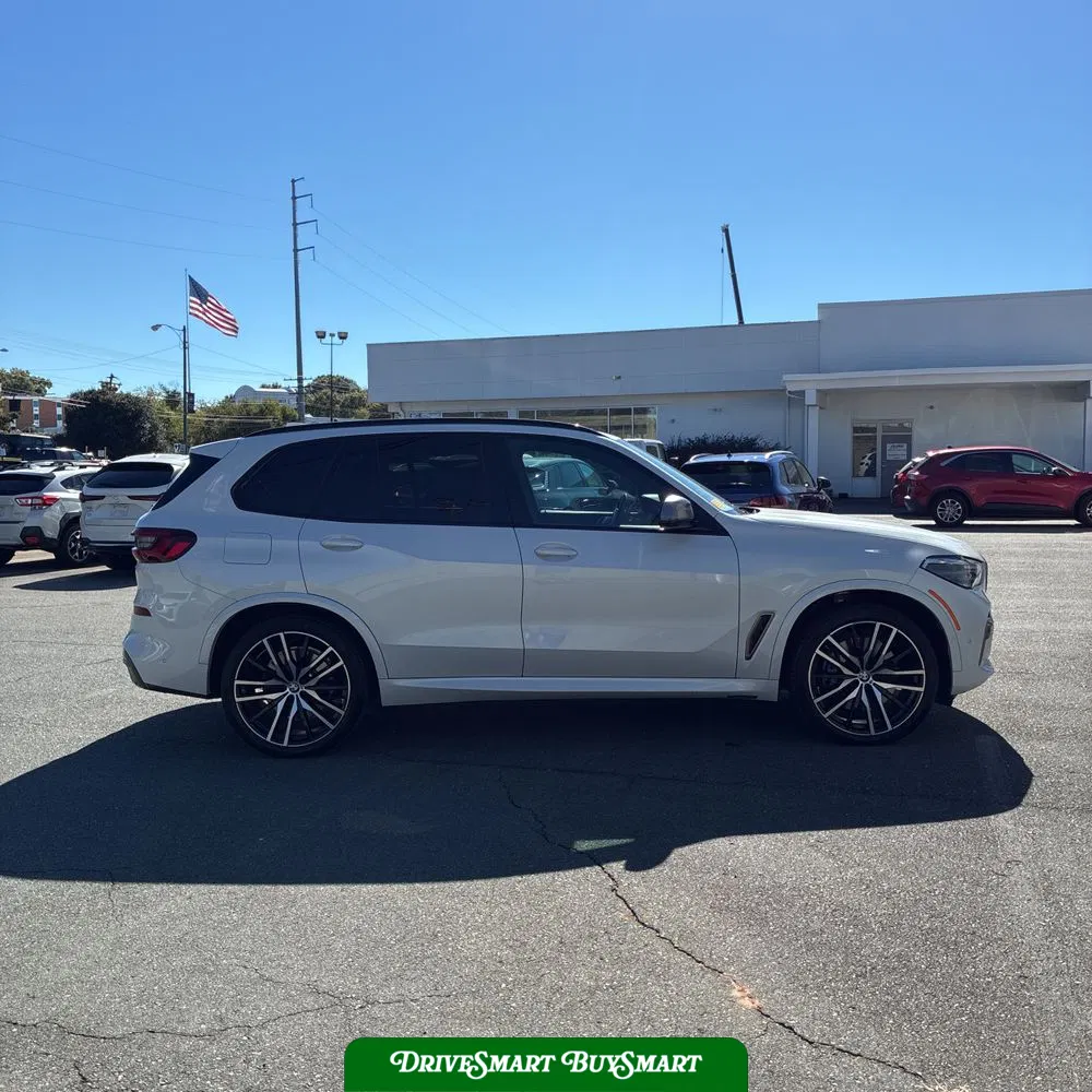 2023 BMW X5 M50i