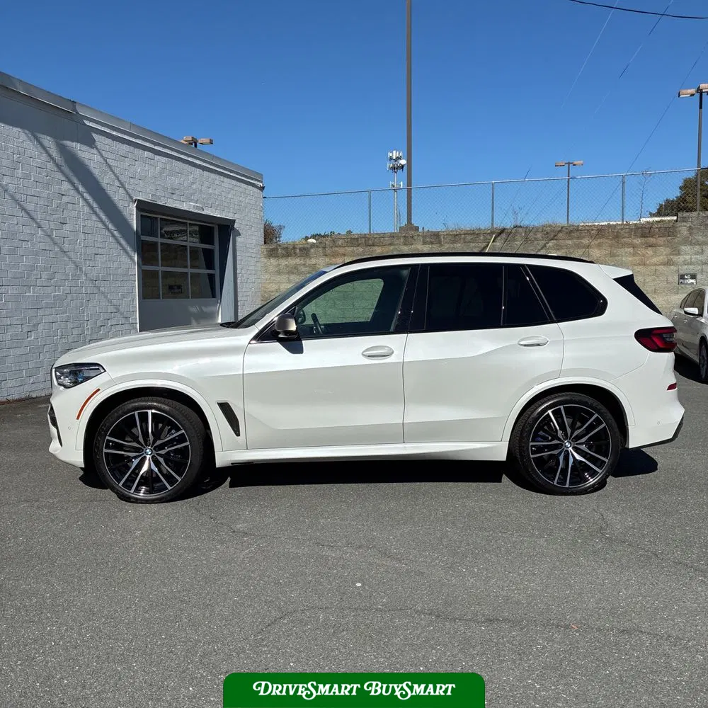 2023 BMW X5 M50i