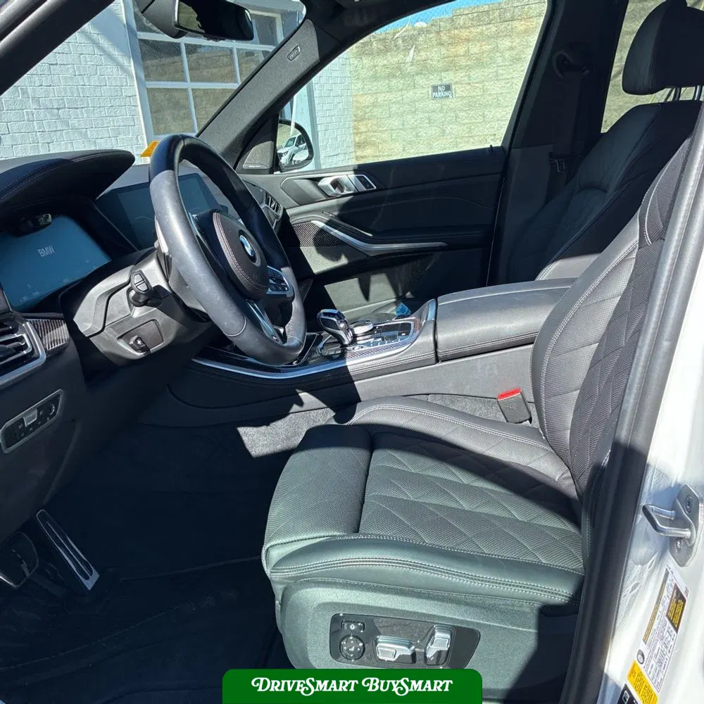 2023 BMW X5 M50i