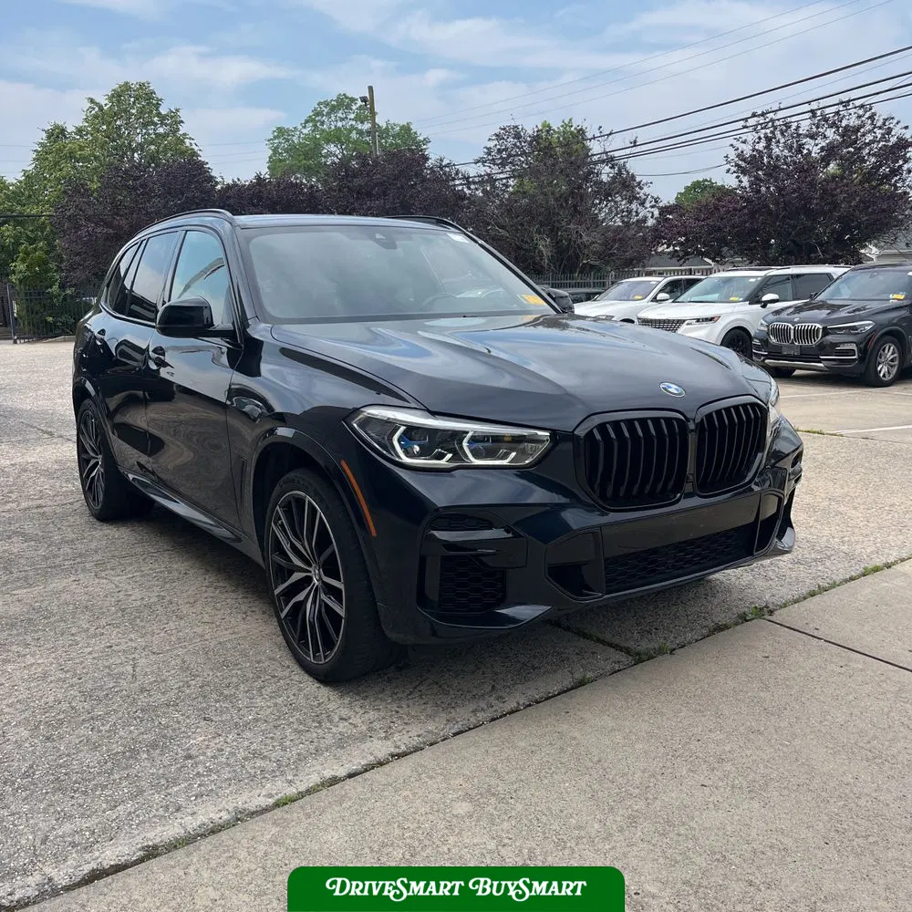 2022 BMW X5 M50i