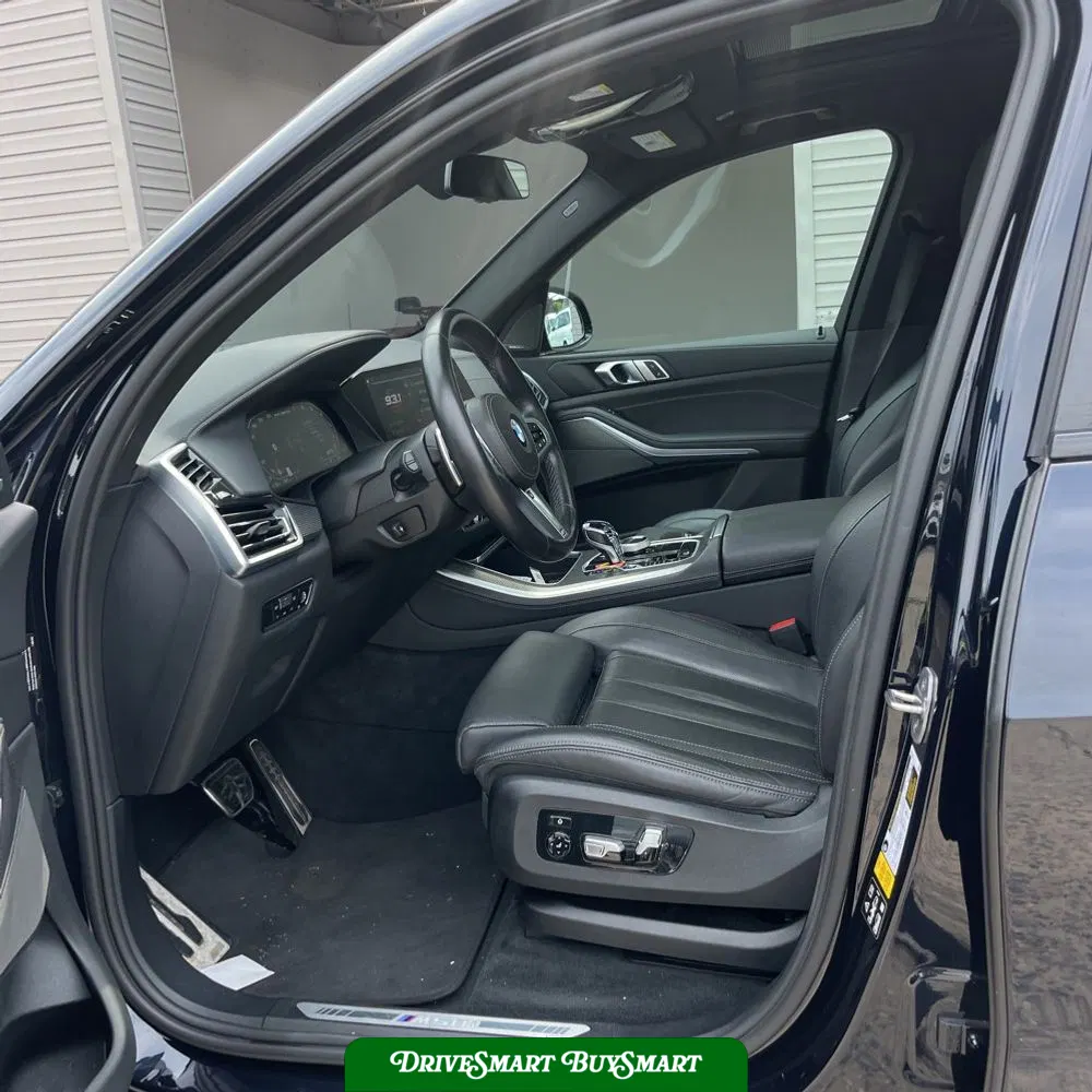 2022 BMW X5 M50i