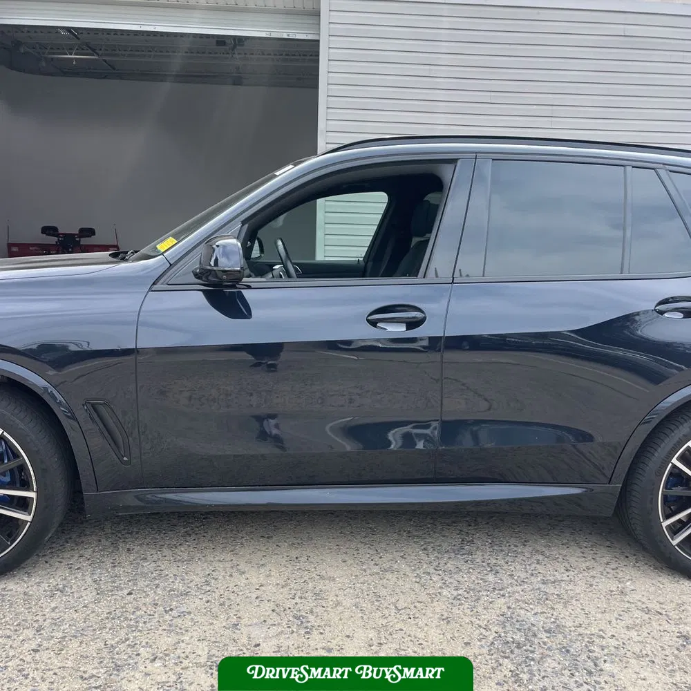 2022 BMW X5 M50i