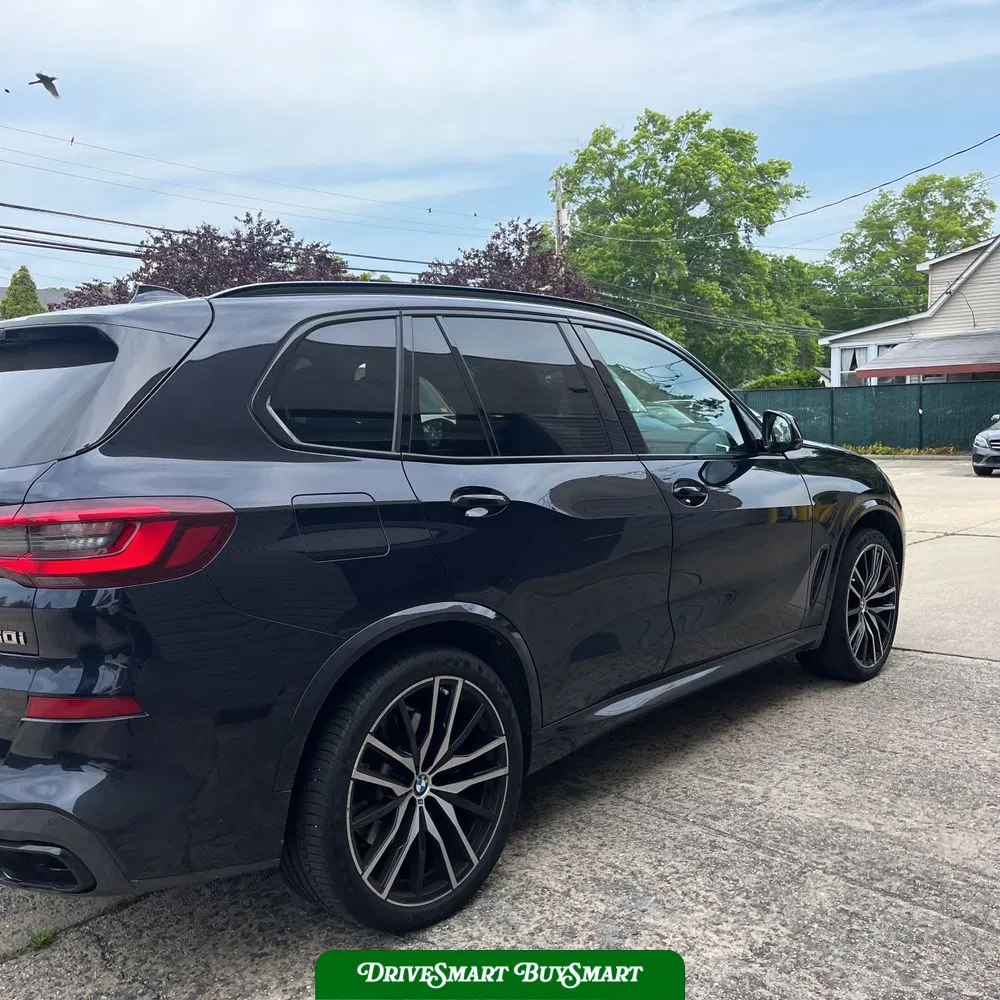 2022 BMW X5 M50i