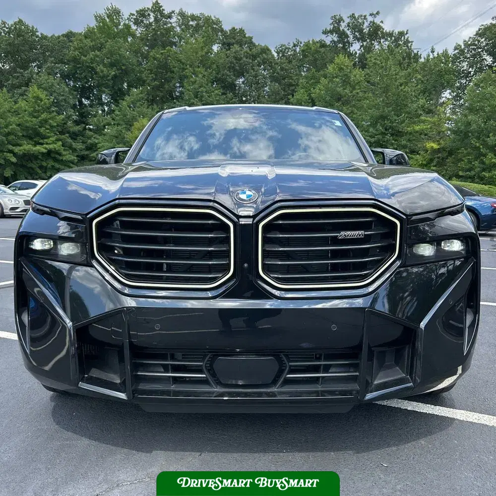2023 BMW XM Base