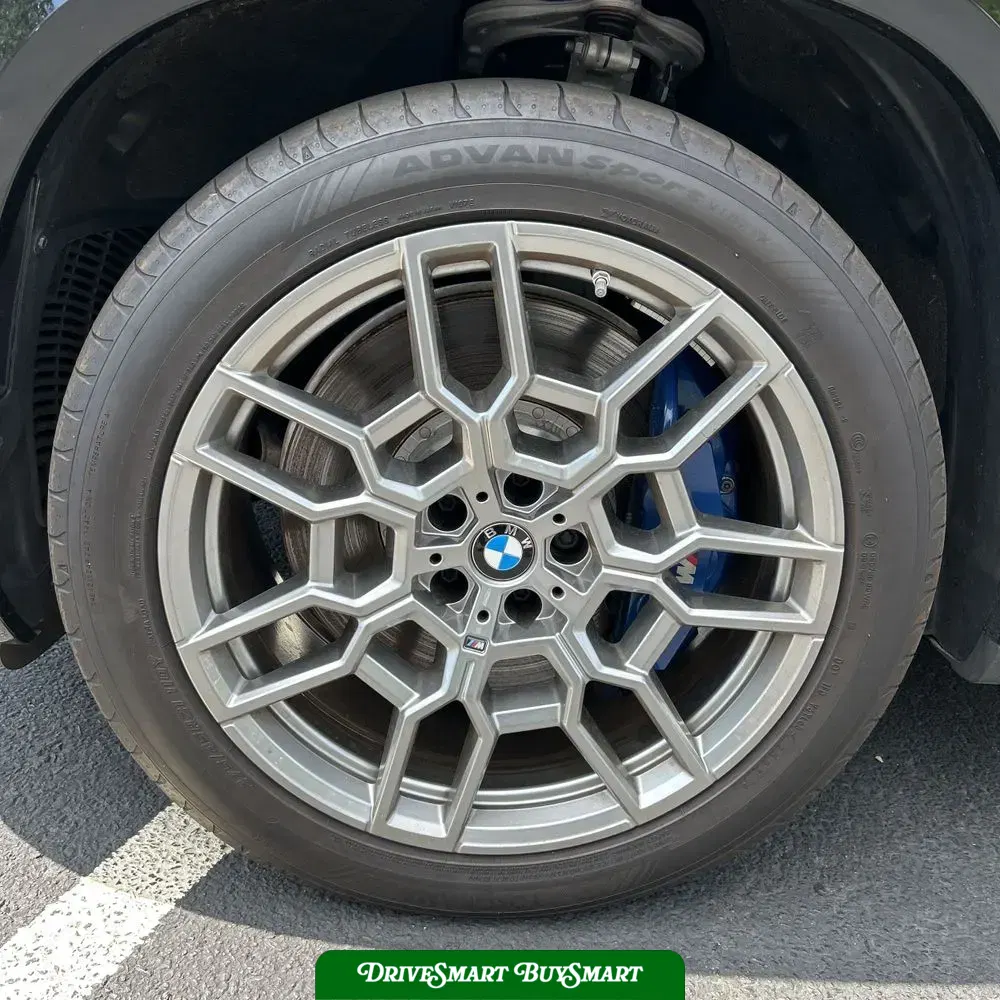 2023 BMW XM Base