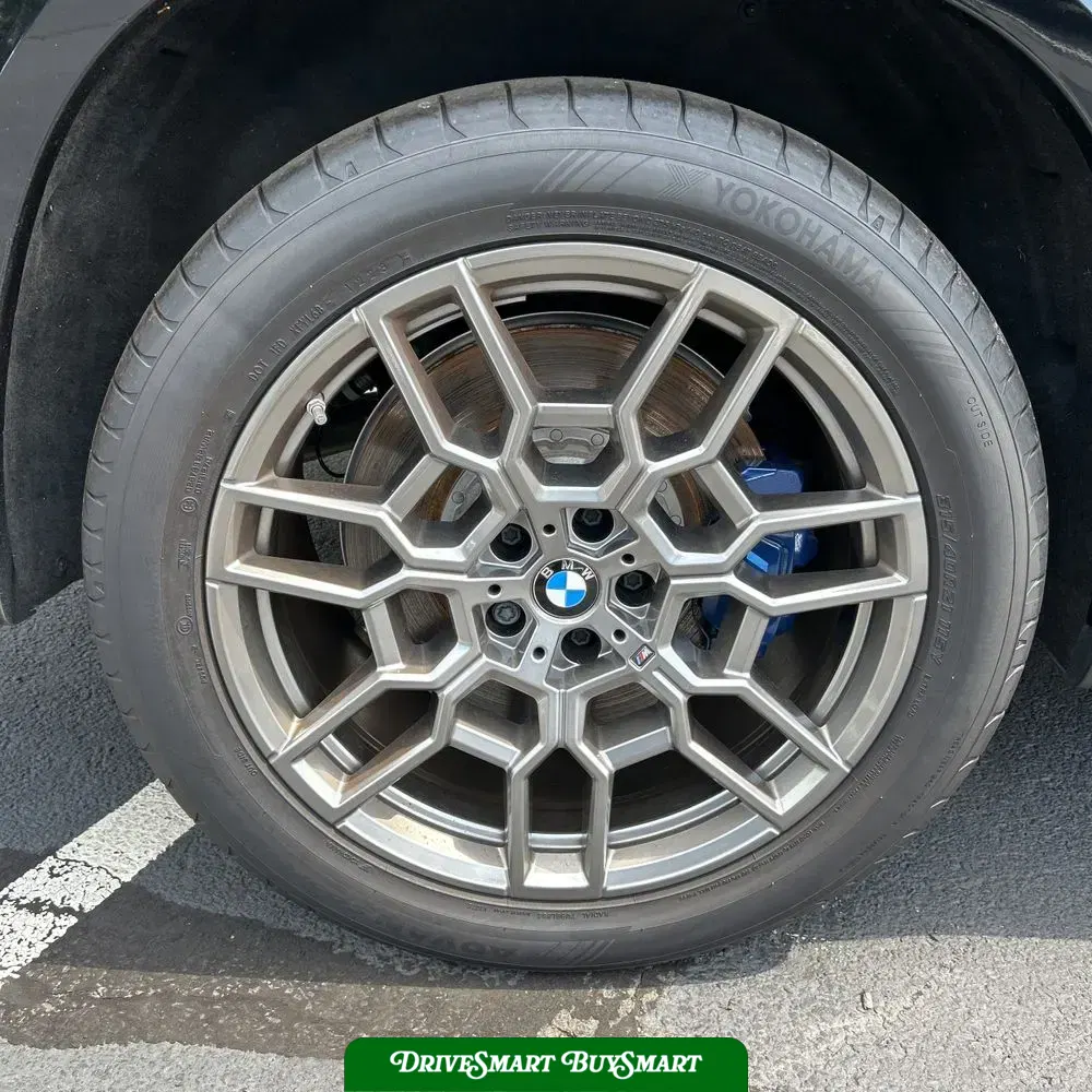 2023 BMW XM Base