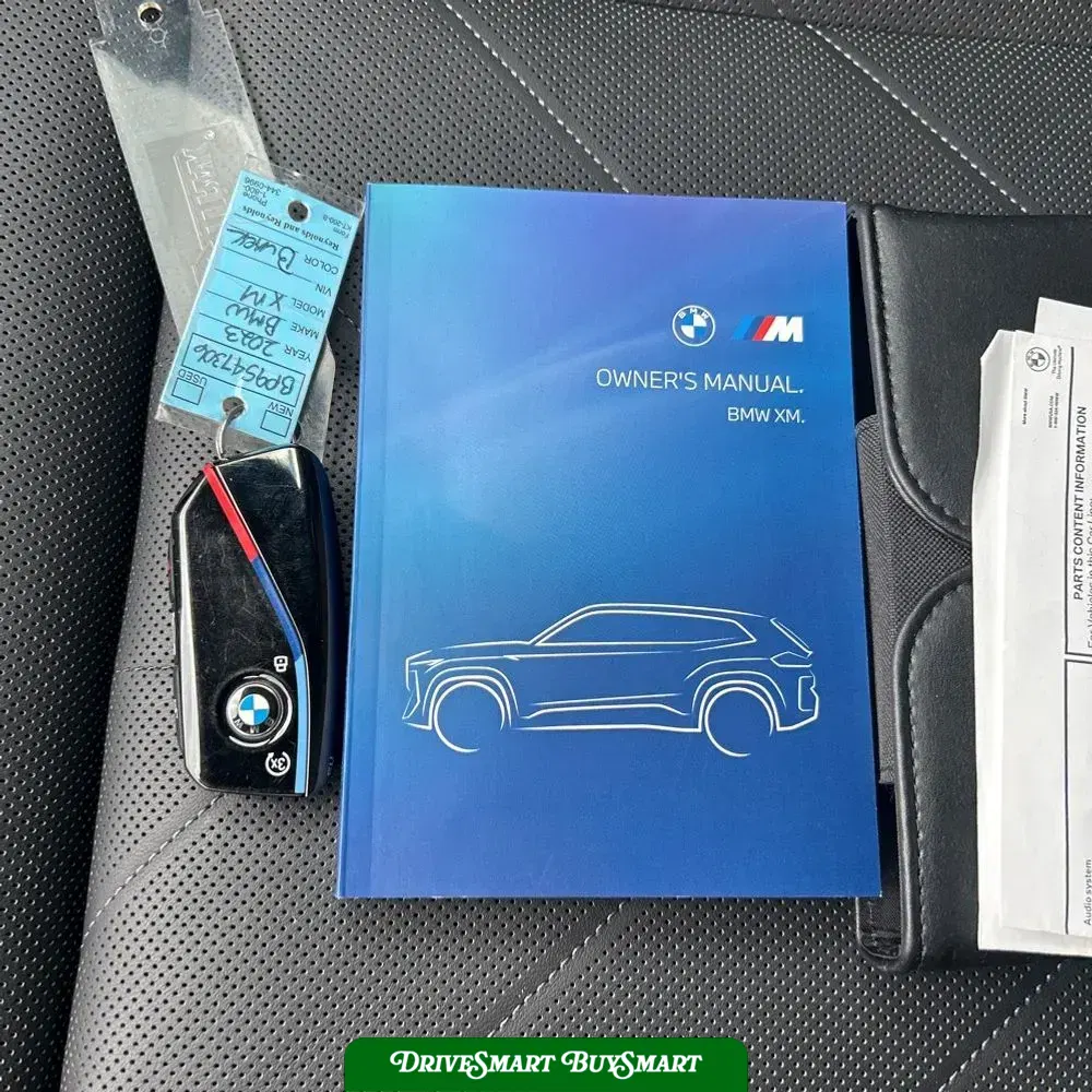 2023 BMW XM Base