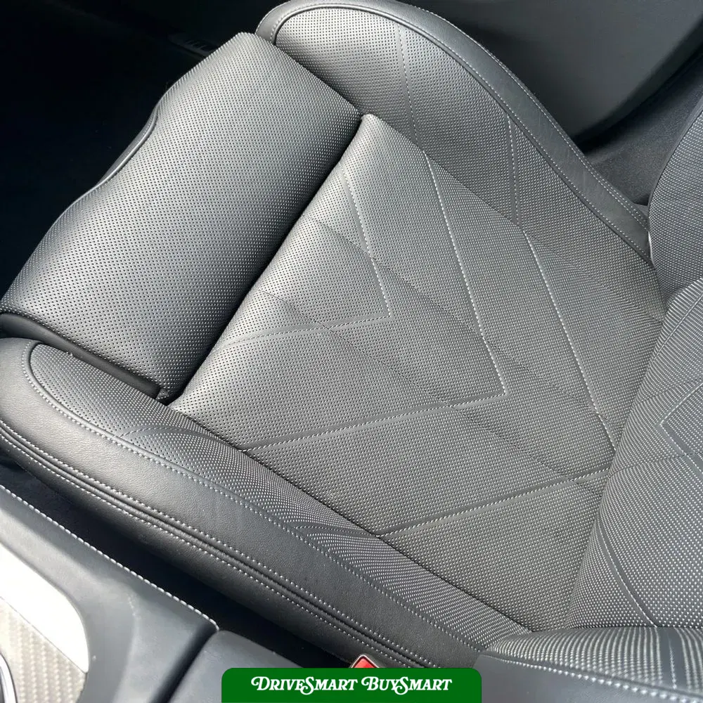 2023 BMW XM Base