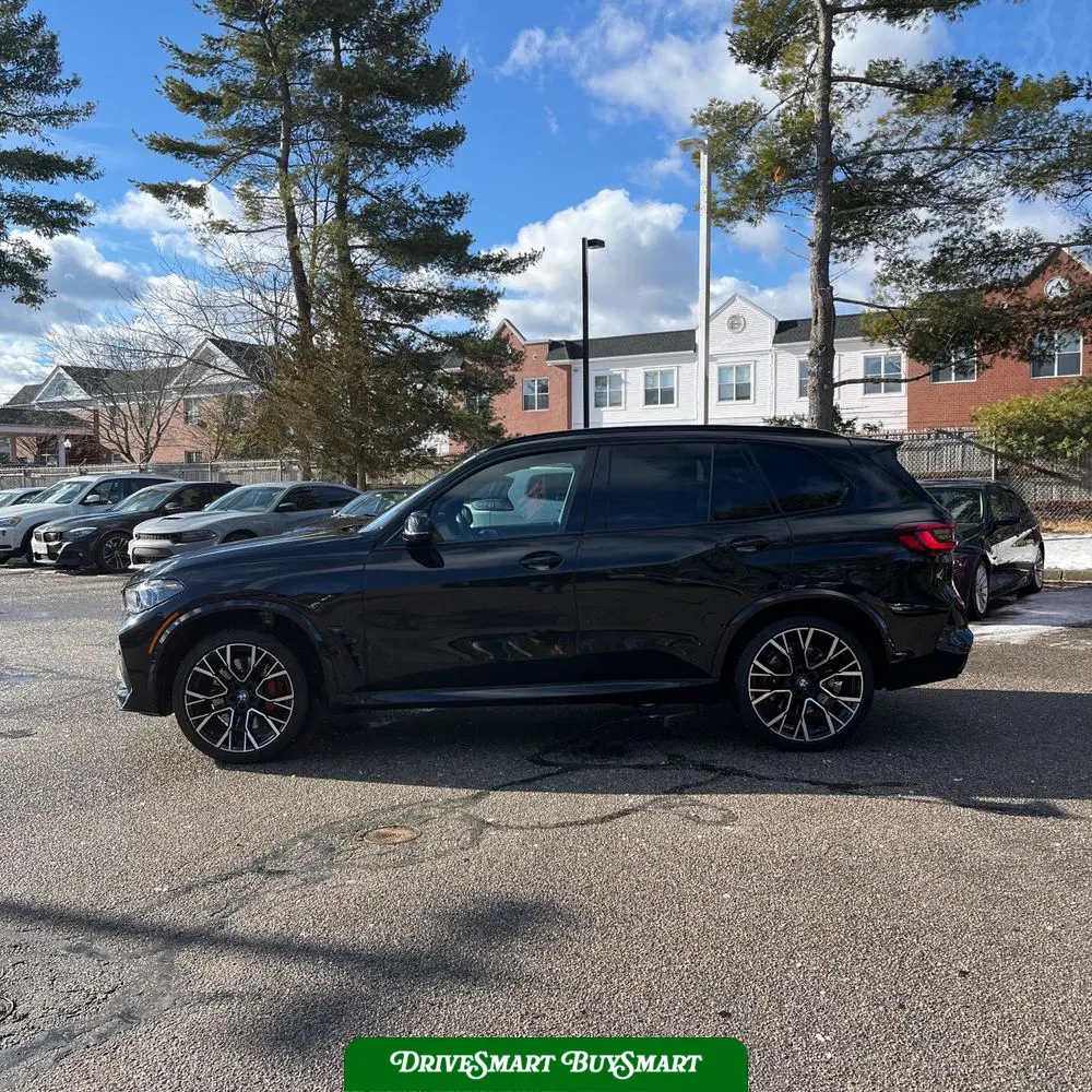 2022 BMW X5 M