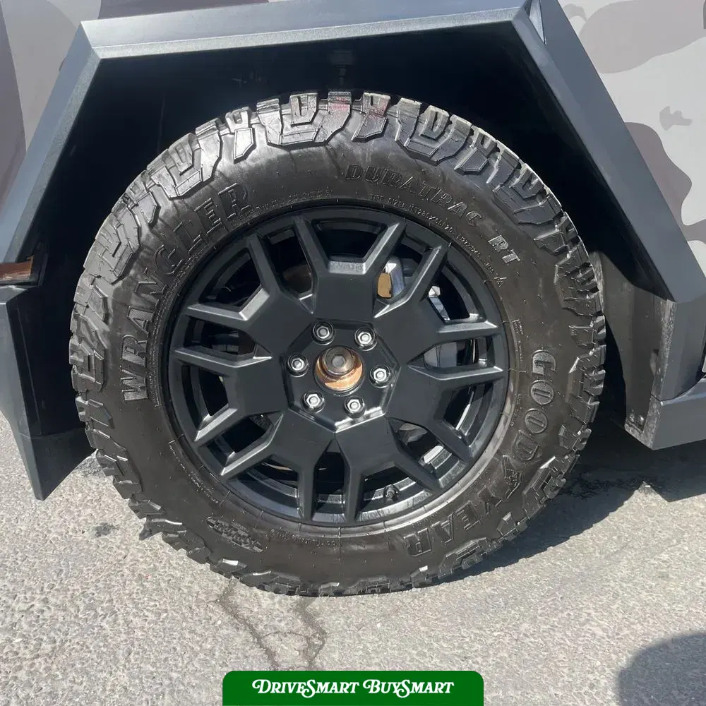 2024 Tesla Cybertruck Base