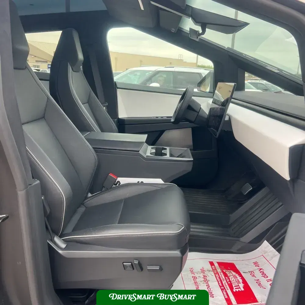 2024 Tesla Cybertruck Base
