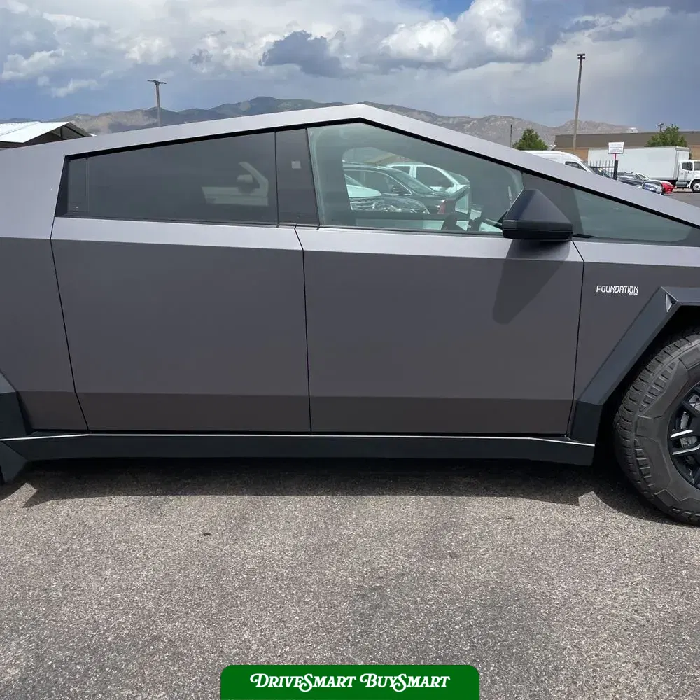 2024 Tesla Cybertruck Base