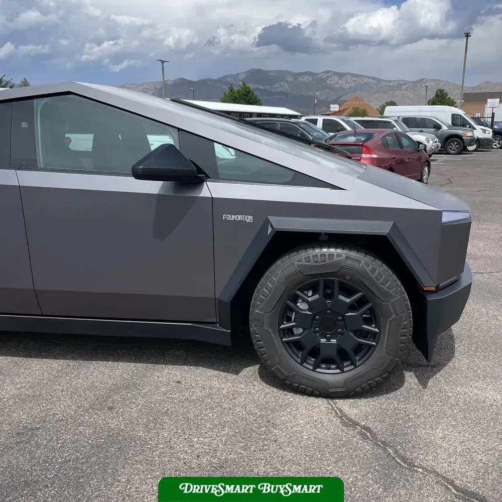 2024 Tesla Cybertruck Base