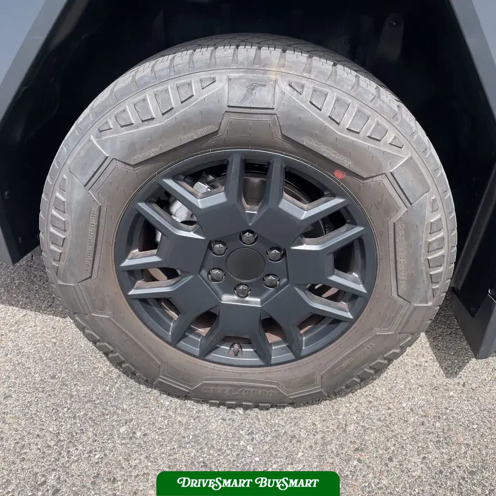 2024 Tesla Cybertruck Base