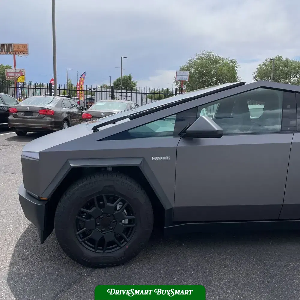 2024 Tesla Cybertruck Base