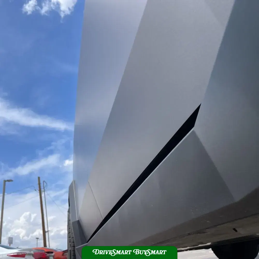 2024 Tesla Cybertruck Base