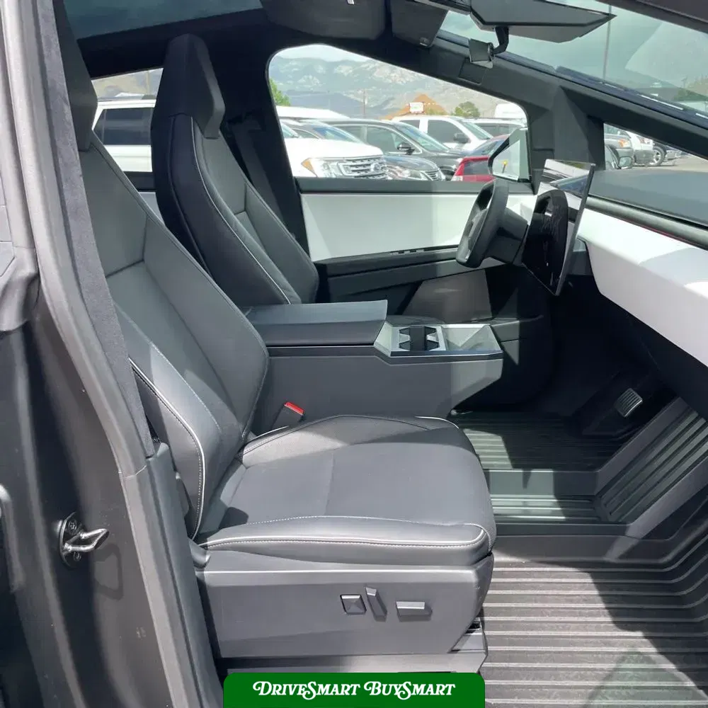 2024 Tesla Cybertruck Base