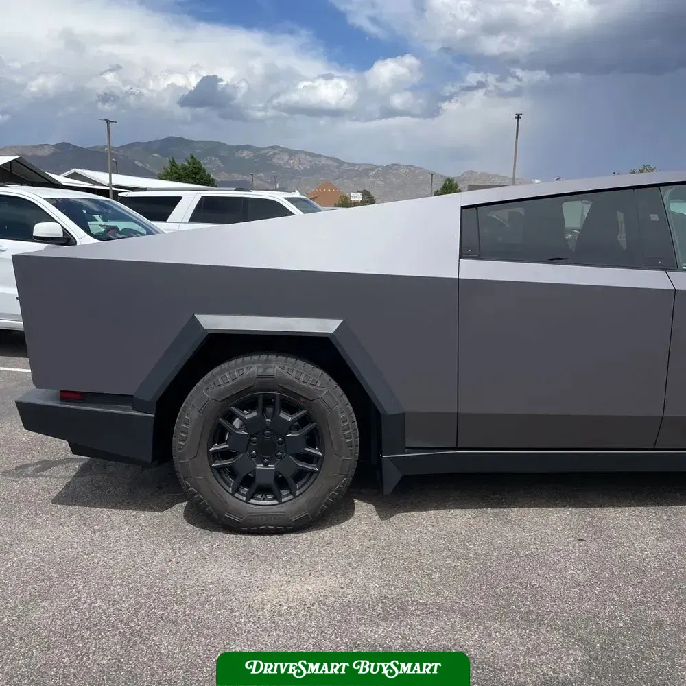 2024 Tesla Cybertruck Base