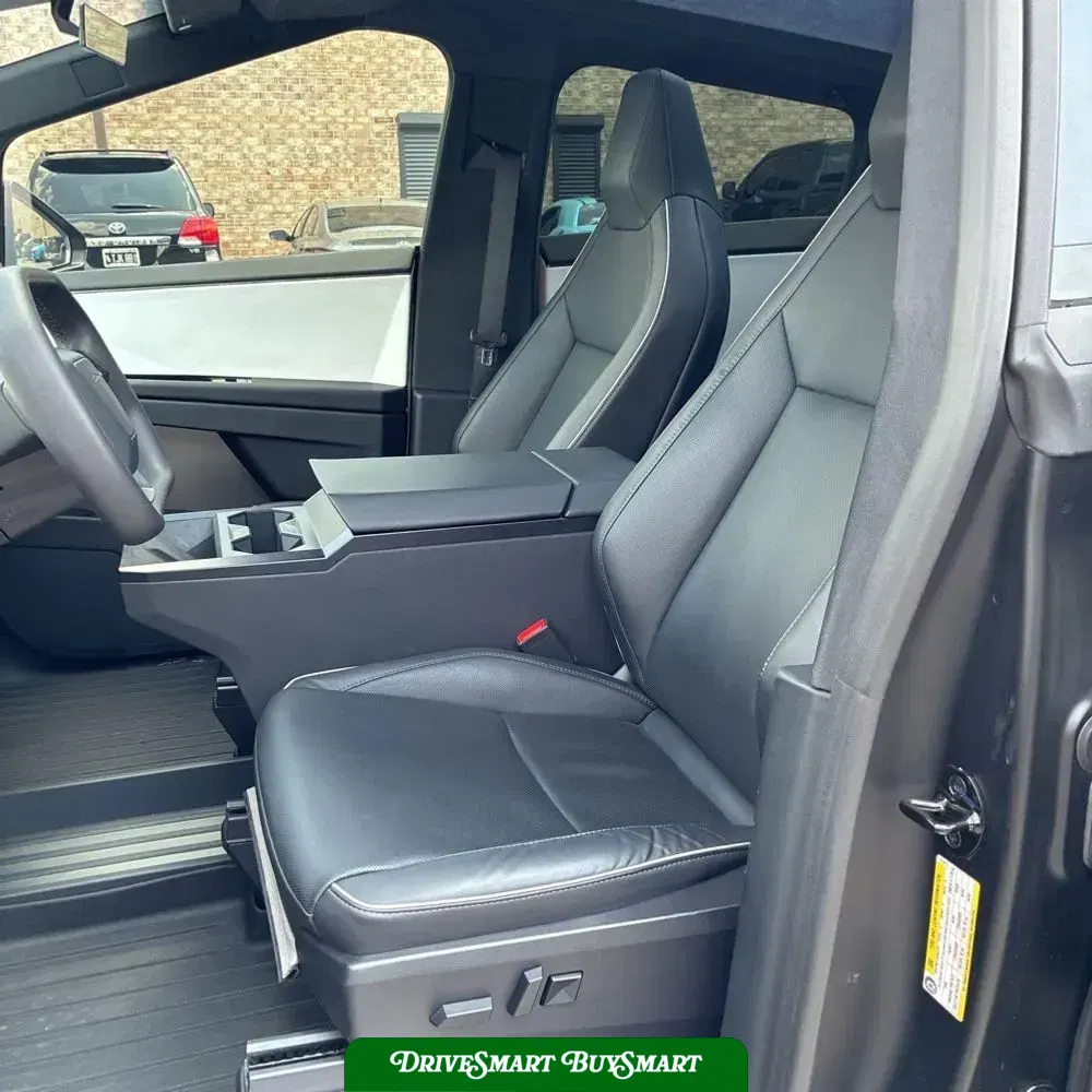 2024 Tesla Cybertruck Base