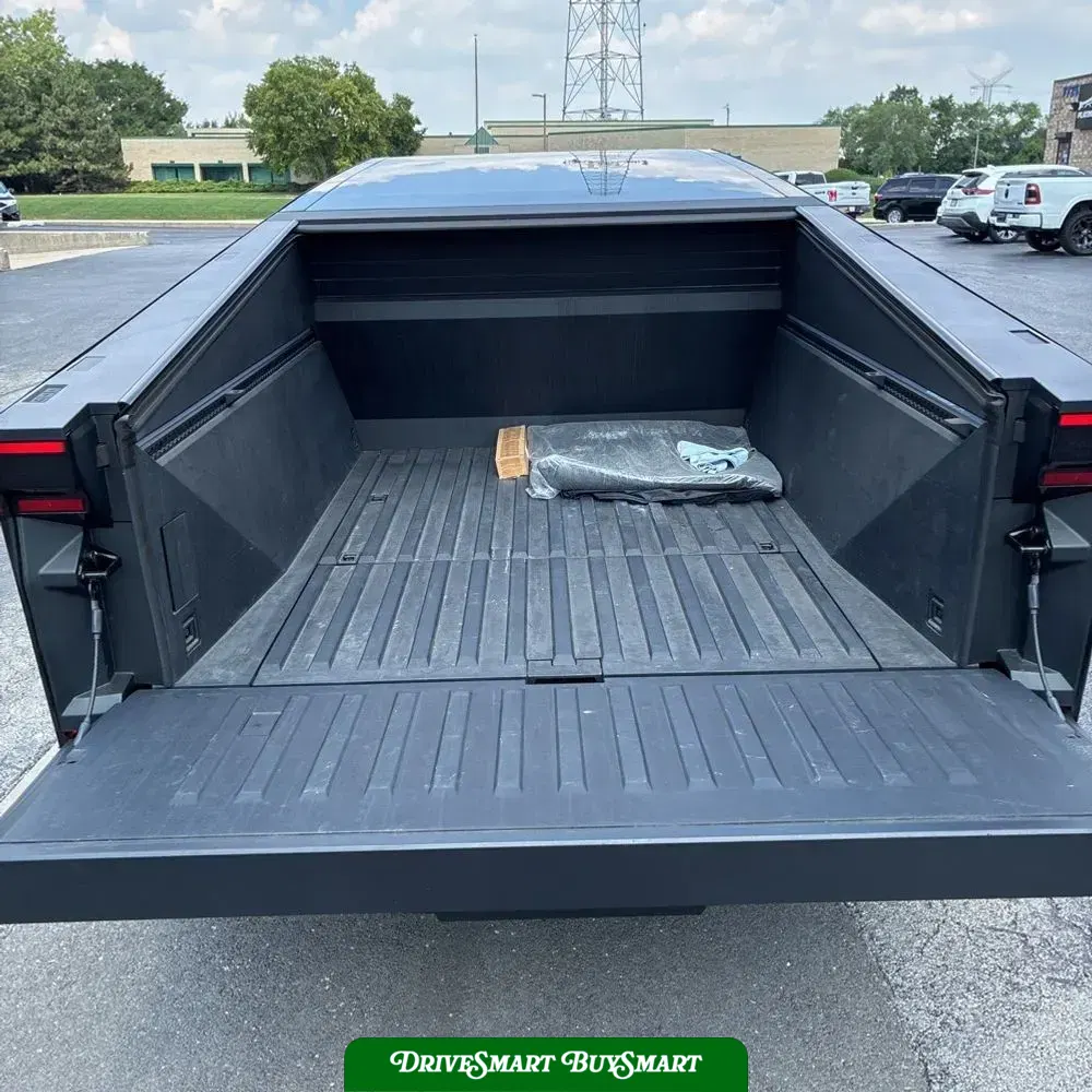 2024 Tesla Cybertruck Base