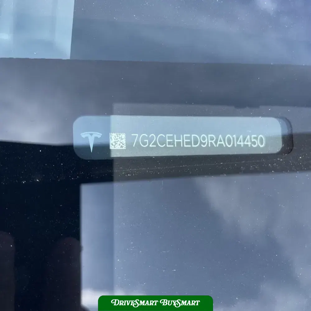 2024 Tesla Cybertruck Base