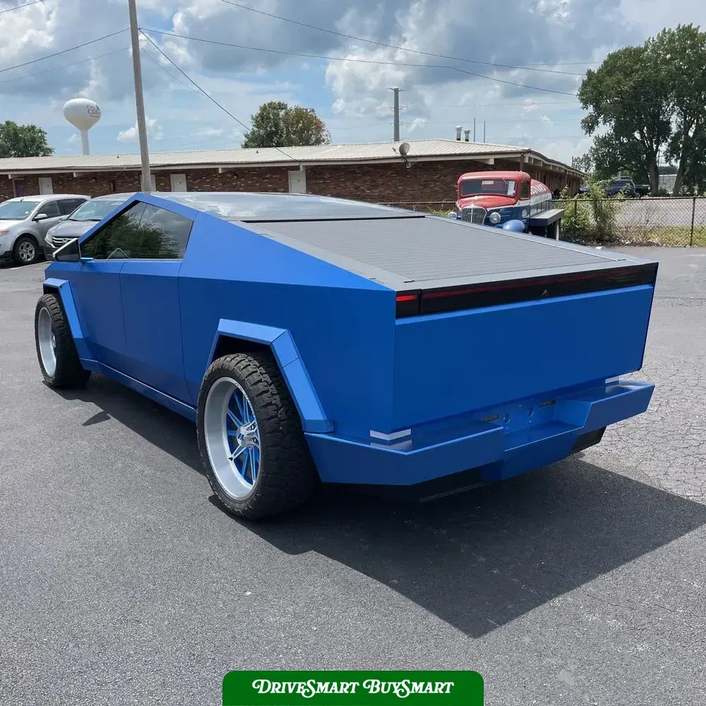 2024 Tesla Cybertruck Base