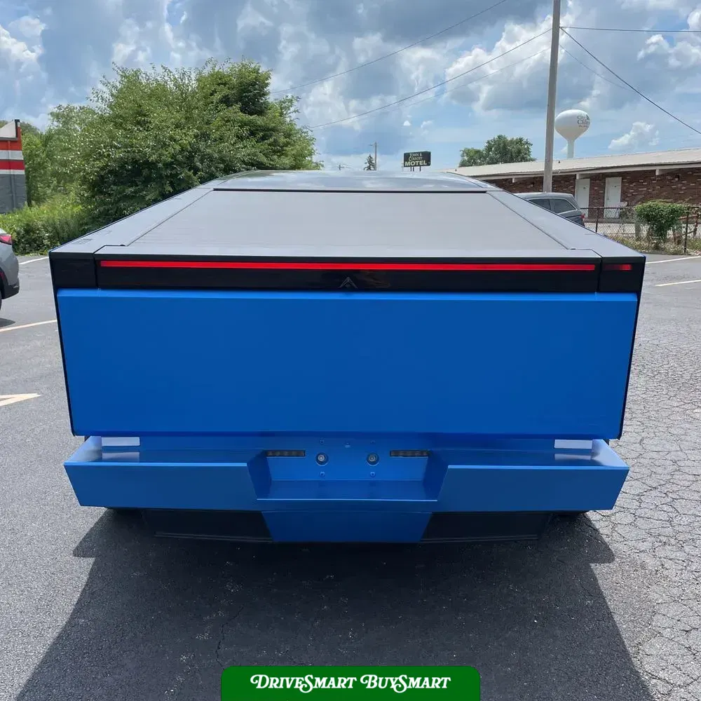 2024 Tesla Cybertruck Base