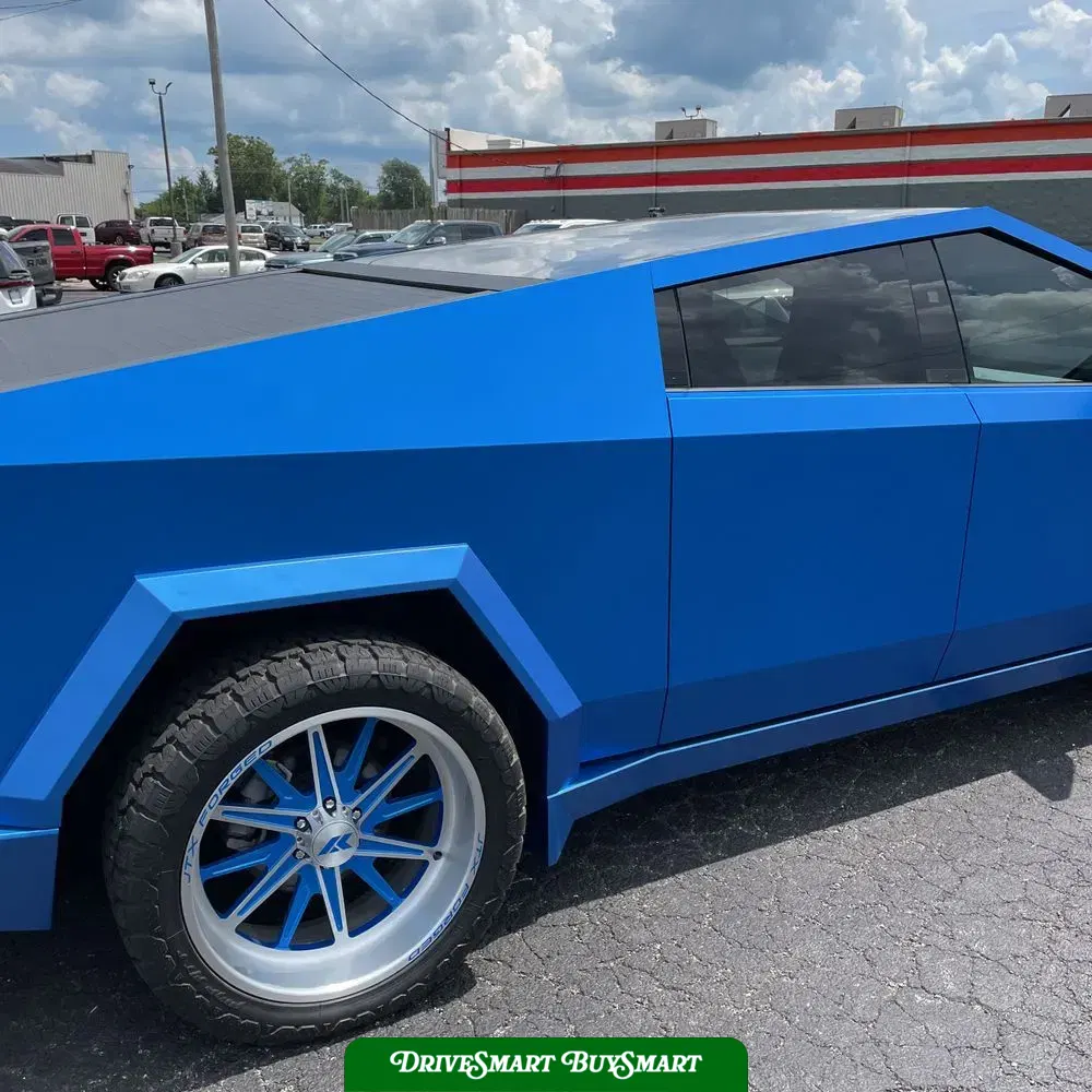 2024 Tesla Cybertruck Base
