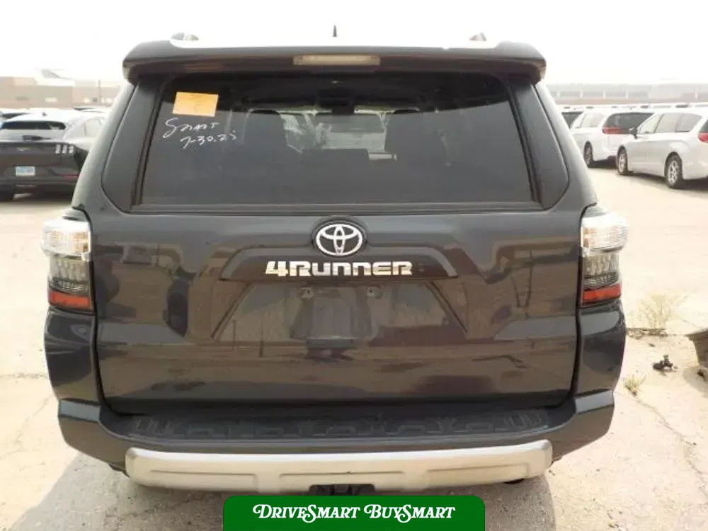 2024 Toyota 4Runner TRD Off Road